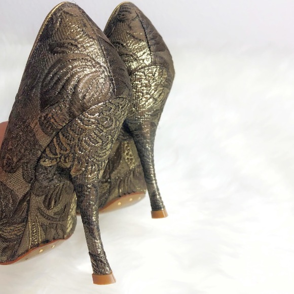 Dolce & Gabbana Leaf Jacquard Heels - Picture 7 of 8